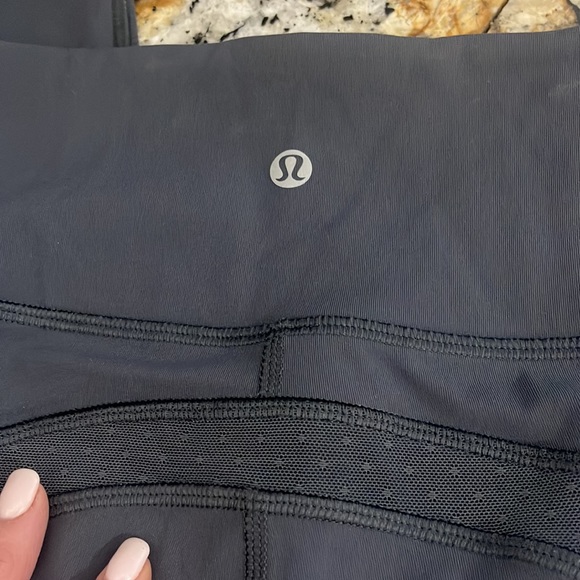 Lululemon, Gray, size 8, lightly worn, great condition - Picture 3 of 6